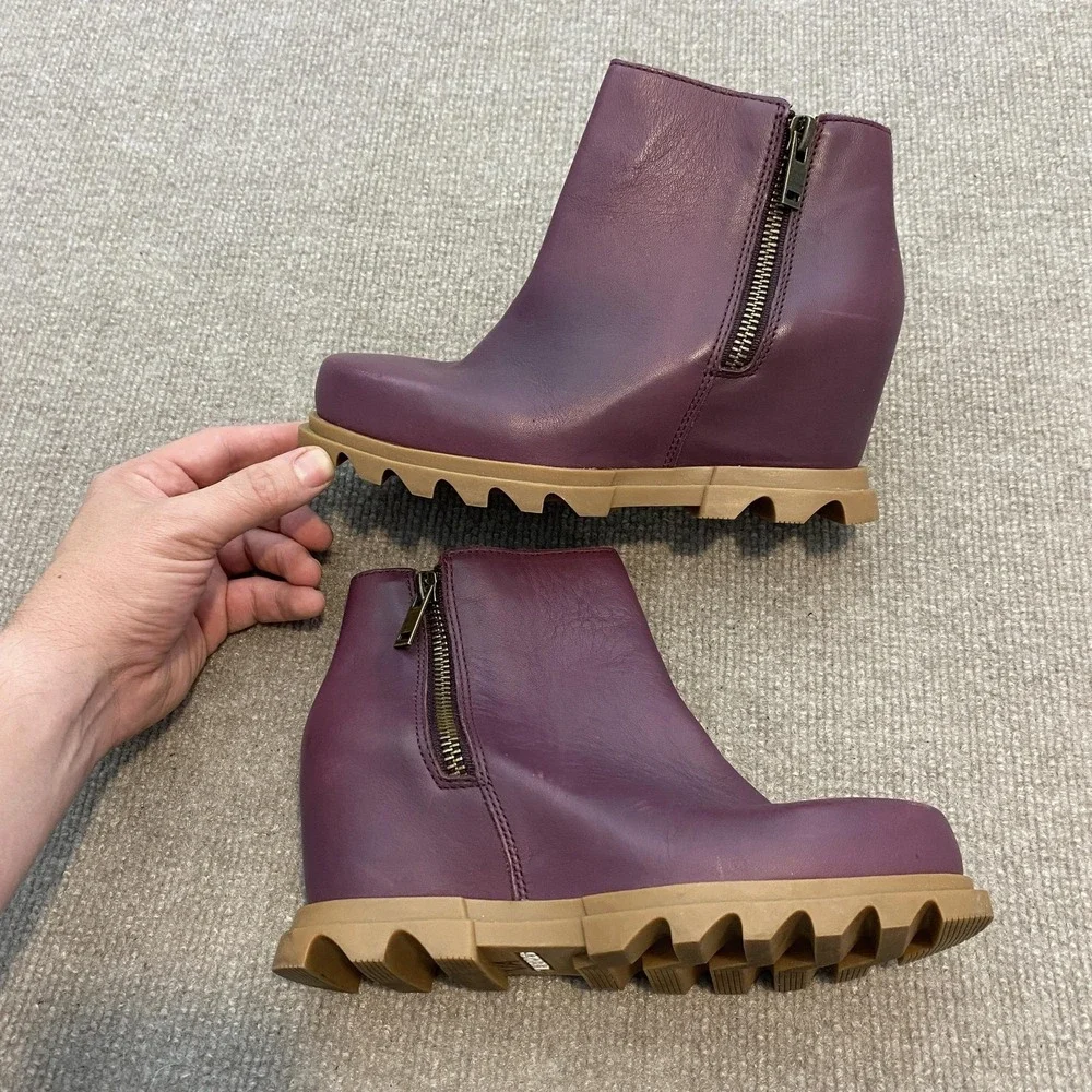 Sorel Boots‎ Womens Size 6.5 Purple Leather Wedge Ankle Zip Booties NL4509-602